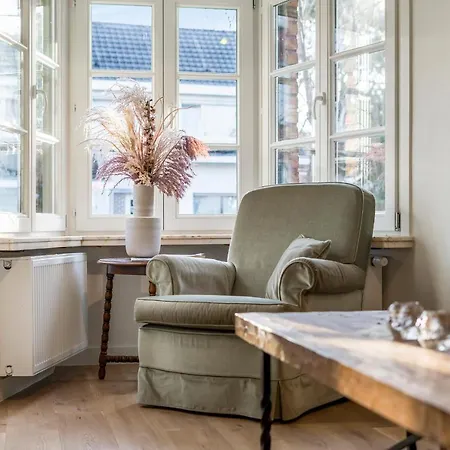 Willa Des Roses - Fantastic & Renewed 7p