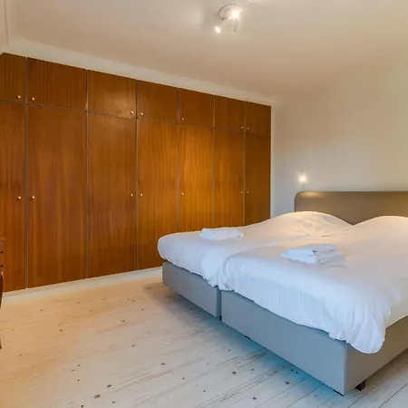 Des Roses - Fantastic & Renewed 7p Willa *