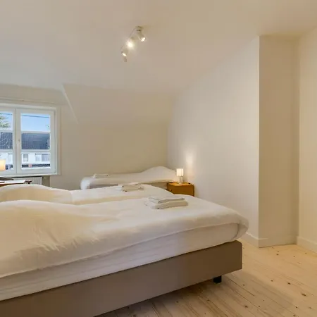 Des Roses - Fantastic & Renewed 7p Willa *